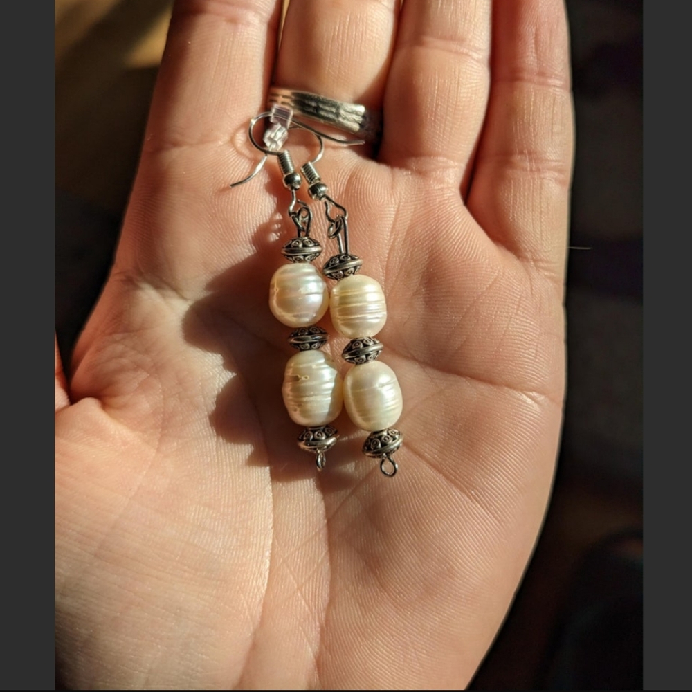 Freshwater Pearl Earrings